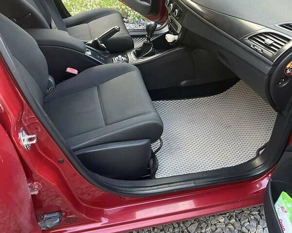 Красный Рено Меган, объемом двигателя 1.5 л и пробегом 291 тыс. км за 7100 $, фото 7 на Automoto.ua