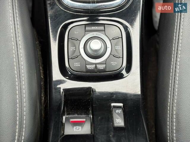 Червоний Рено Меган, об'ємом двигуна 1.46 л та пробігом 248 тис. км за 8350 $, фото 27 на Automoto.ua