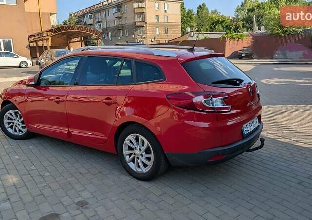 Красный Рено Меган, объемом двигателя 1.46 л и пробегом 187 тыс. км за 9500 $, фото 28 на Automoto.ua