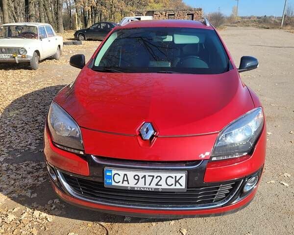 Красный Рено Меган, объемом двигателя 1.46 л и пробегом 290 тыс. км за 7500 $, фото 6 на Automoto.ua