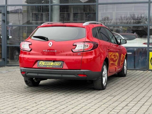 Красный Рено Меган, объемом двигателя 1.5 л и пробегом 212 тыс. км за 8200 $, фото 6 на Automoto.ua