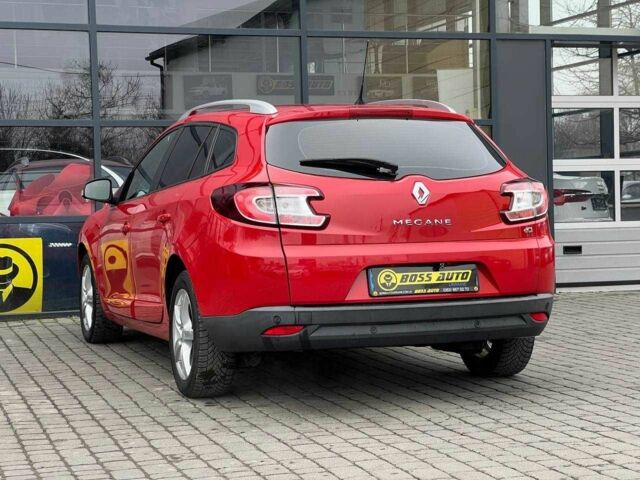 Красный Рено Меган, объемом двигателя 1.5 л и пробегом 212 тыс. км за 8200 $, фото 4 на Automoto.ua