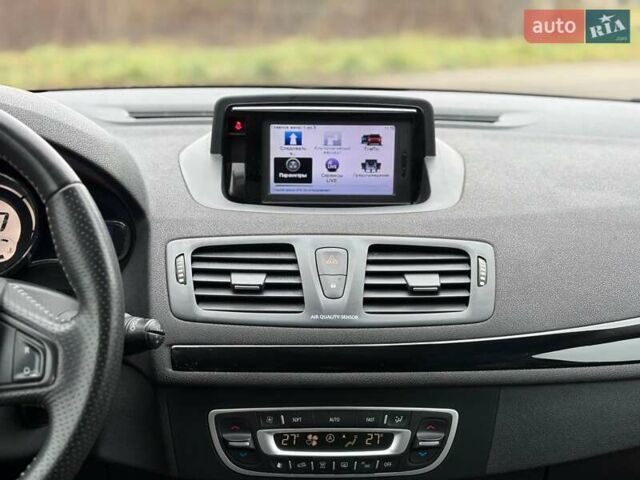 Червоний Рено Меган, об'ємом двигуна 1.46 л та пробігом 248 тис. км за 8350 $, фото 26 на Automoto.ua