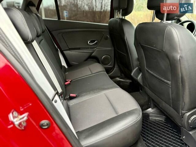 Червоний Рено Меган, об'ємом двигуна 1.46 л та пробігом 248 тис. км за 8350 $, фото 20 на Automoto.ua