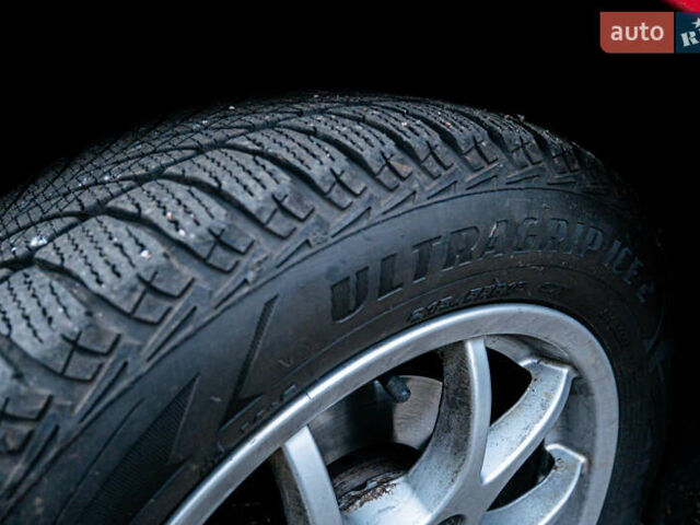 Красный Рено Меган, объемом двигателя 1.5 л и пробегом 156 тыс. км за 9300 $, фото 6 на Automoto.ua