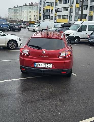 Красный Рено Меган, объемом двигателя 1.46 л и пробегом 160 тыс. км за 8700 $, фото 5 на Automoto.ua