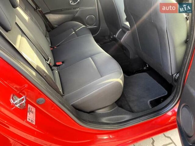 Червоний Рено Меган, об'ємом двигуна 1.5 л та пробігом 161 тис. км за 8650 $, фото 17 на Automoto.ua