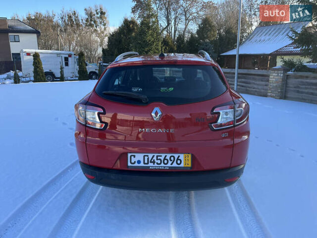 Червоний Рено Меган, об'ємом двигуна 1.5 л та пробігом 215 тис. км за 7999 $, фото 5 на Automoto.ua