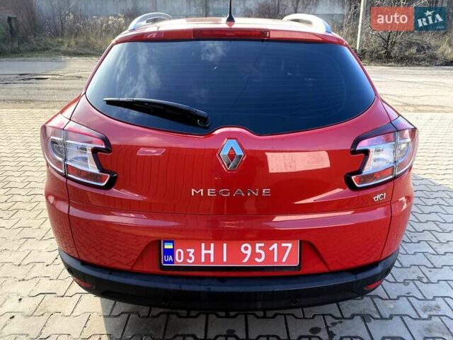 Червоний Рено Меган, об'ємом двигуна 1.5 л та пробігом 161 тис. км за 8650 $, фото 6 на Automoto.ua