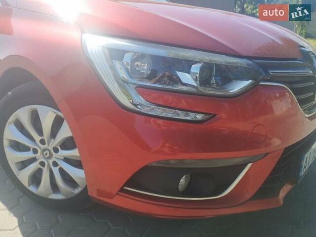 Красный Рено Меган, объемом двигателя 1.46 л и пробегом 250 тыс. км за 11900 $, фото 9 на Automoto.ua