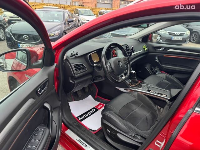 Красный Рено Меган, объемом двигателя 1.5 л и пробегом 235 тыс. км за 14500 $, фото 12 на Automoto.ua