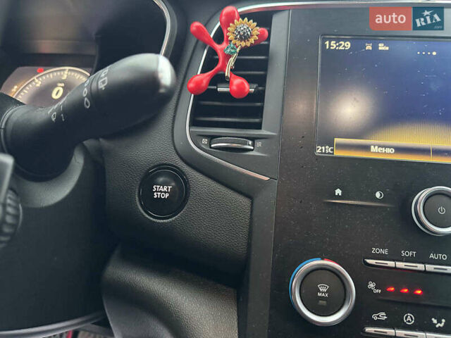 Червоний Рено Меган, об'ємом двигуна 1.5 л та пробігом 235 тис. км за 14500 $, фото 25 на Automoto.ua