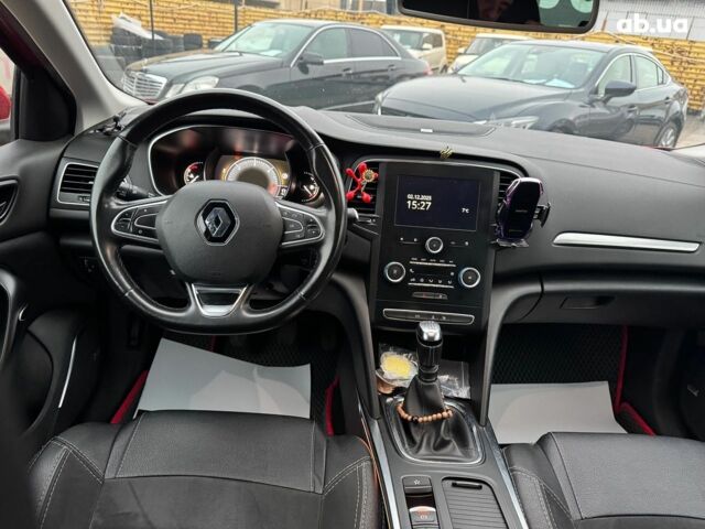 Красный Рено Меган, объемом двигателя 1.5 л и пробегом 235 тыс. км за 14500 $, фото 16 на Automoto.ua