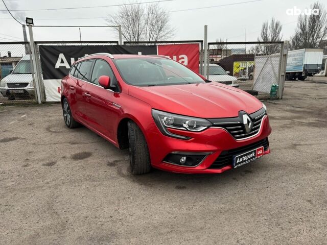 Красный Рено Меган, объемом двигателя 1.5 л и пробегом 235 тыс. км за 14500 $, фото 5 на Automoto.ua