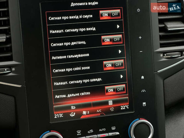 Красный Рено Меган, объемом двигателя 1.5 л и пробегом 209 тыс. км за 13665 $, фото 58 на Automoto.ua