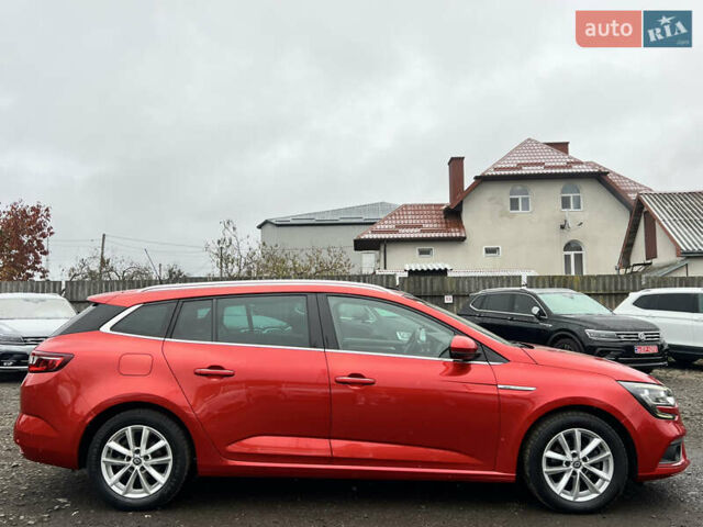 Красный Рено Меган, объемом двигателя 1.5 л и пробегом 209 тыс. км за 13665 $, фото 7 на Automoto.ua