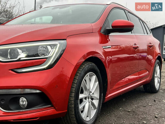 Красный Рено Меган, объемом двигателя 1.5 л и пробегом 209 тыс. км за 13665 $, фото 9 на Automoto.ua