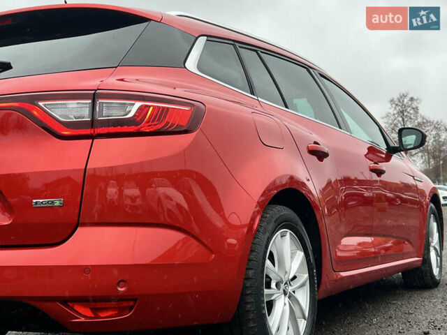 Красный Рено Меган, объемом двигателя 1.5 л и пробегом 209 тыс. км за 13665 $, фото 11 на Automoto.ua