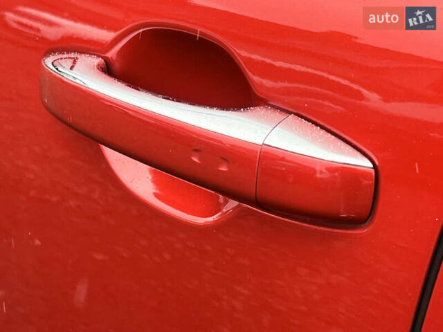 Красный Рено Меган, объемом двигателя 1.5 л и пробегом 209 тыс. км за 13665 $, фото 17 на Automoto.ua