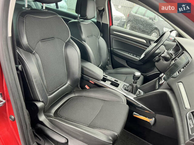 Красный Рено Меган, объемом двигателя 1.5 л и пробегом 209 тыс. км за 13665 $, фото 41 на Automoto.ua