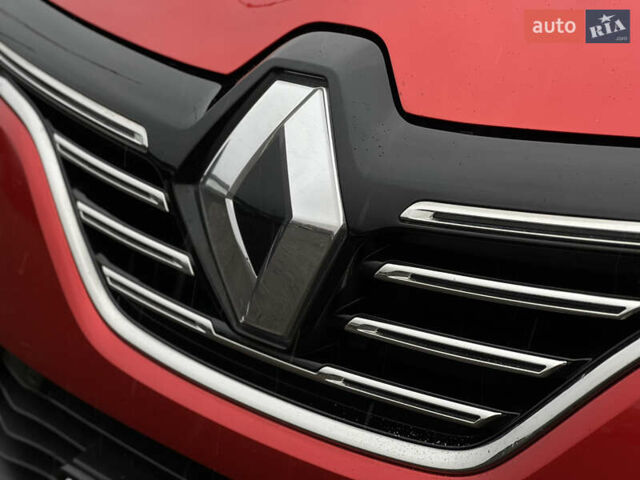 Красный Рено Меган, объемом двигателя 1.5 л и пробегом 209 тыс. км за 13665 $, фото 12 на Automoto.ua