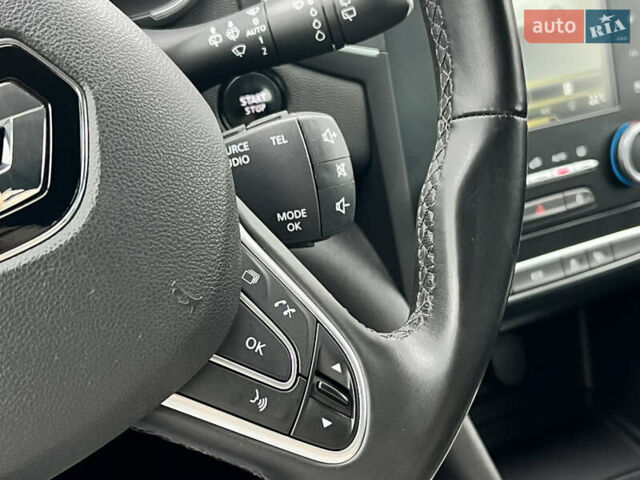 Красный Рено Меган, объемом двигателя 1.5 л и пробегом 209 тыс. км за 13665 $, фото 50 на Automoto.ua