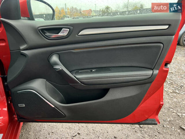 Красный Рено Меган, объемом двигателя 1.5 л и пробегом 209 тыс. км за 13665 $, фото 44 на Automoto.ua