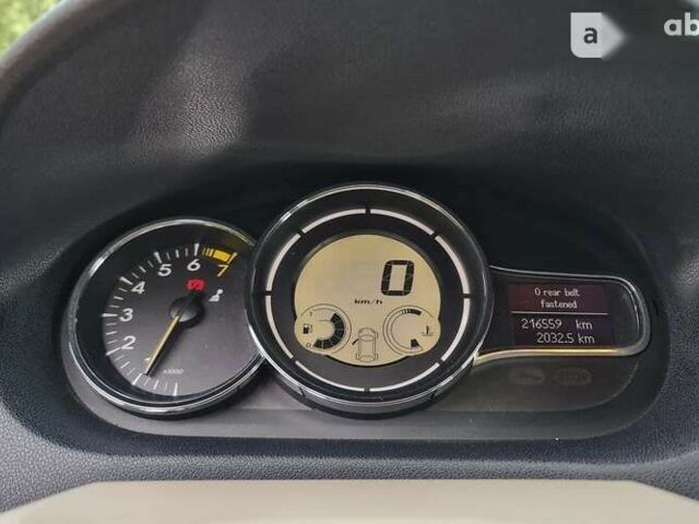 Рено Меган, объемом двигателя 1.4 л и пробегом 216 тыс. км за 6450 $, фото 11 на Automoto.ua