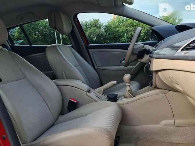 Рено Меган, объемом двигателя 1.4 л и пробегом 216 тыс. км за 6450 $, фото 8 на Automoto.ua