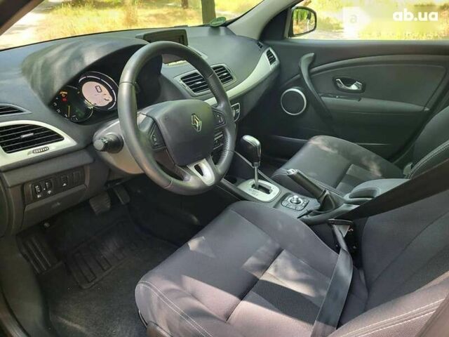 Рено Меган, объемом двигателя 1.5 л и пробегом 203 тыс. км за 8700 $, фото 7 на Automoto.ua
