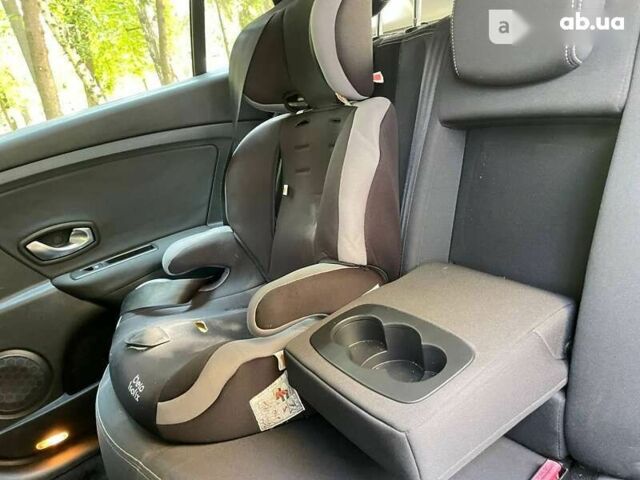 Рено Меган, об'ємом двигуна 1.5 л та пробігом 286 тис. км за 7990 $, фото 28 на Automoto.ua