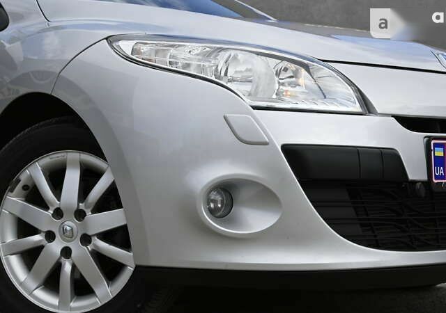 Рено Меган, объемом двигателя 1.5 л и пробегом 256 тыс. км за 7299 $, фото 5 на Automoto.ua