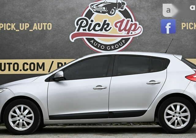 Рено Меган, объемом двигателя 1.5 л и пробегом 256 тыс. км за 7299 $, фото 15 на Automoto.ua