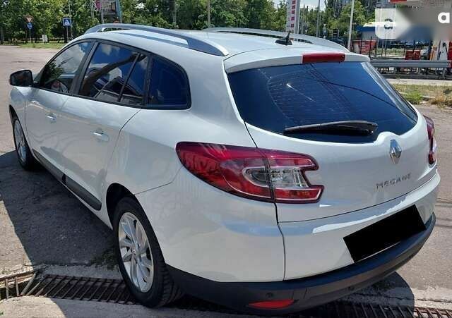 Рено Меган, объемом двигателя 1.5 л и пробегом 240 тыс. км за 6999 $, фото 3 на Automoto.ua