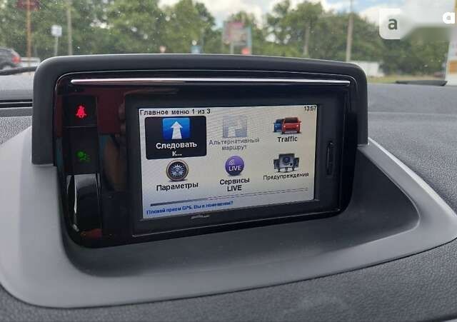 Рено Меган, объемом двигателя 1.5 л и пробегом 240 тыс. км за 6999 $, фото 17 на Automoto.ua