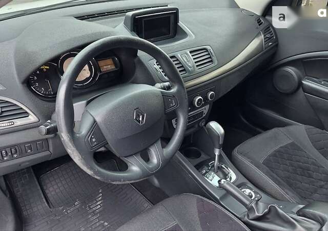 Рено Меган, объемом двигателя 1.5 л и пробегом 240 тыс. км за 6999 $, фото 24 на Automoto.ua