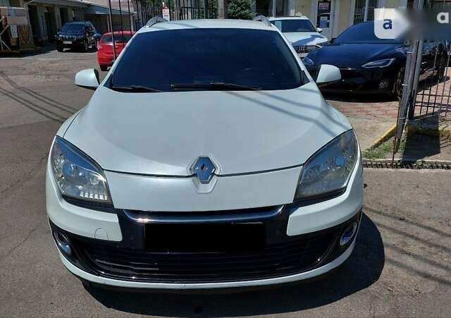 Рено Меган, объемом двигателя 1.5 л и пробегом 240 тыс. км за 6999 $, фото 1 на Automoto.ua