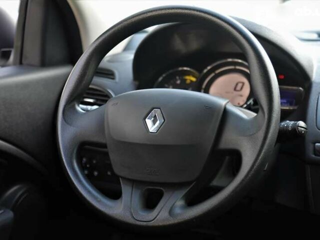 Рено Меган, об'ємом двигуна 1.5 л та пробігом 244 тис. км за 9200 $, фото 14 на Automoto.ua