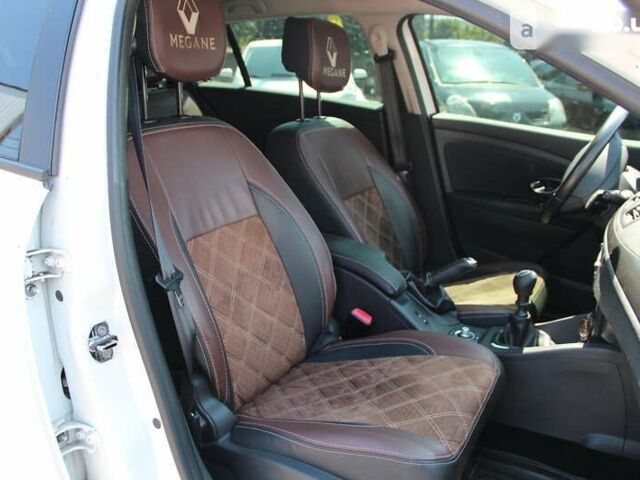 Рено Меган, объемом двигателя 1.5 л и пробегом 187 тыс. км за 9400 $, фото 12 на Automoto.ua
