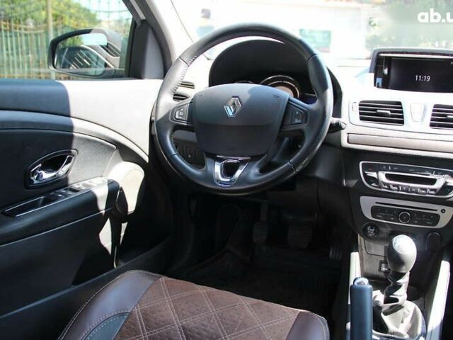 Рено Меган, объемом двигателя 1.5 л и пробегом 187 тыс. км за 9400 $, фото 14 на Automoto.ua
