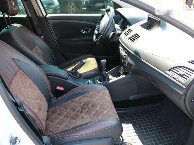Рено Меган, объемом двигателя 1.5 л и пробегом 187 тыс. км за 9400 $, фото 10 на Automoto.ua