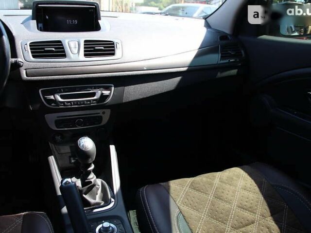 Рено Меган, объемом двигателя 1.5 л и пробегом 187 тыс. км за 9400 $, фото 16 на Automoto.ua