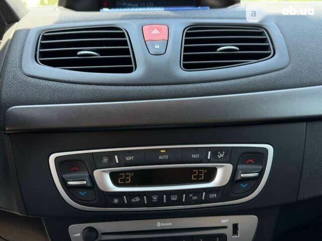 Рено Меган, об'ємом двигуна 1.5 л та пробігом 67 тис. км за 11700 $, фото 17 на Automoto.ua