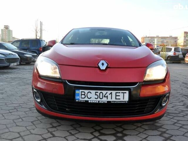 Рено Меган, объемом двигателя 1.5 л и пробегом 300 тыс. км за 6500 $, фото 1 на Automoto.ua