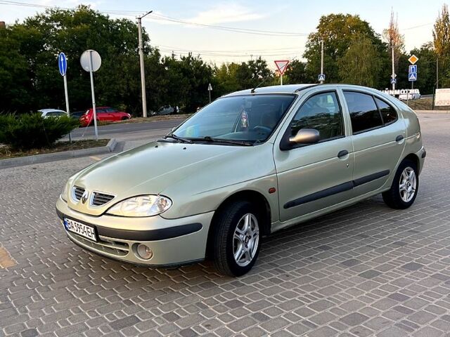 Рено Меган, объемом двигателя 1.4 л и пробегом 160 тыс. км за 1600 $, фото 1 на Automoto.ua