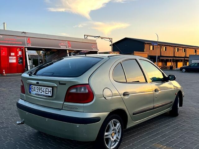 Рено Меган, объемом двигателя 1.4 л и пробегом 160 тыс. км за 1600 $, фото 2 на Automoto.ua