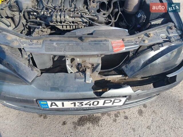 Рено Меган, об'ємом двигуна 1.6 л та пробігом 300 тис. км за 1100 $, фото 35 на Automoto.ua