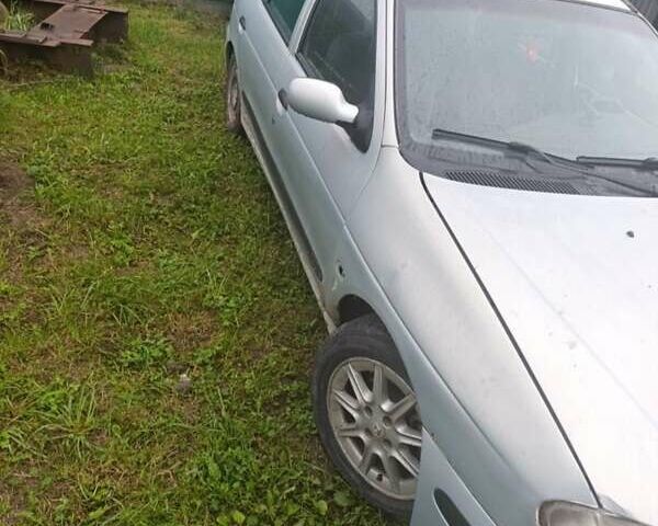 Рено Меган, объемом двигателя 1.6 л и пробегом 250 тыс. км за 1100 $, фото 3 на Automoto.ua