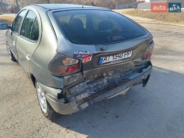 Рено Меган, об'ємом двигуна 1.6 л та пробігом 300 тис. км за 1100 $, фото 12 на Automoto.ua