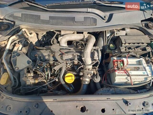 Рено Меган, объемом двигателя 1.9 л и пробегом 500 тыс. км за 2500 $, фото 18 на Automoto.ua